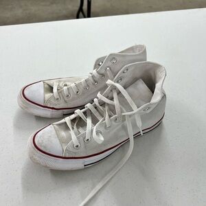Converse Size 8